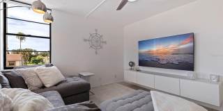 6145 SUN BOULEVARD Gallery 19