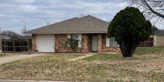 4 Bedroom 2 Bathroom House Gallery 1