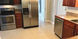 711 East 6th Avenue Gallery 1