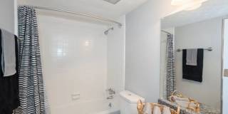 LaVista Crossing Apartments Gallery 37