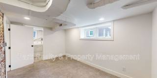 712 Harrison St Gallery 23