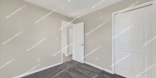 Fully Renovated 2-Bedroom Single-Level Home in Warren Gallery 14