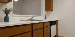 Creekside Square Apartments Gallery 24
