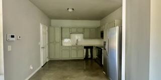 400 Lowes Boulevard - B Gallery 9