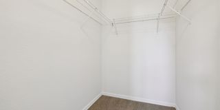 Altessa Gallery 71