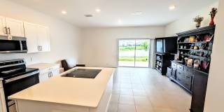 Annual – Unfurnished 3-bed 2-bath townhome in Nokomis Gallery 4