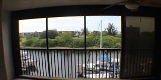 2/2 Condo with Marina and River Views-Includes cable and water Gallery 7