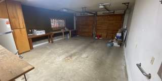 Great 3 Bedroom Home on the Westside! Gallery 17
