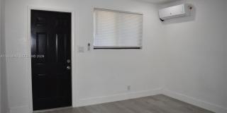 900 Northwest 8th Avenue Gallery 11