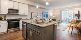 Deer Park Crossing Apartments Gallery 1