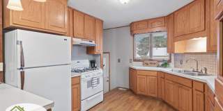 2 Bedroom Home in South St. Paul Gallery 1
