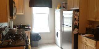 Charming 3 Bedroom-No Broker Fee Charming 3 Bedroom-No Broker Fee Gallery 1