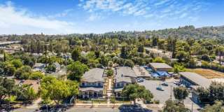 571 Lincoln Gallery 1