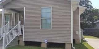 614 N WOODLAWN Drive Gallery 1