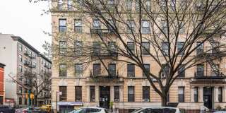 411 Manhattan Avenue Gallery 24