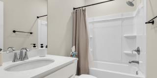 Beautiful 4-Bedroom, 3.5-Bathroom Townhome with Modern Amenities and Ideal Layout in Hanahan! Beautiful 4-Bedroom, 3.5-Bathroom Townhome with Modern Amenities and Ideal Layout in Hanahan! Gallery 33