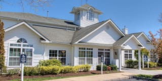 Avalon Melville Gallery 41