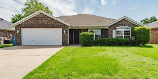 1105 SW Cabriolet Street Gallery 1