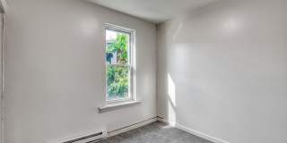 Fully Renovated 3 Bedroom, 1 Bathroom Townhouse Gallery 14