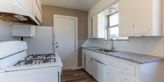 Spacious 4-Bedroom Home with Modern Updates and a Big Yard Gallery 10