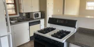 Adorable 3 bedroom 1 bathroom Adorable 3 bedroom 1 bathroom Gallery 4