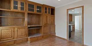 911 North Pass Avenue Gallery 4