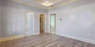 2932 EAGLE Street Gallery 11