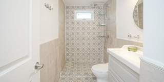 226 S Main St Gallery 8