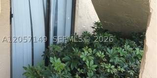 2631 Riverside Dr Gallery 1