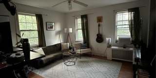 25 Monroe Street Gallery 19