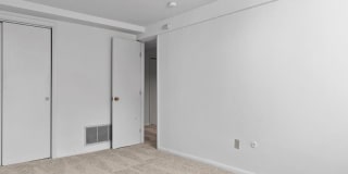 6352 Aurelia St Gallery 13