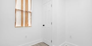 GORGEOUS end unit in Baltimore! 3 Bedrooms 3 Bathrooms Plus a Rec Room! GORGEOUS end unit in Baltimore! 3 Bedrooms 3 Bathrooms Plus a Rec Room! Gallery 22