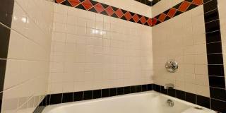 Gresham Duplex with Private Yard and a Single Car Garage! Gresham Station! Gallery 7