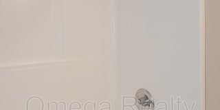 194 Joham St Gallery 35