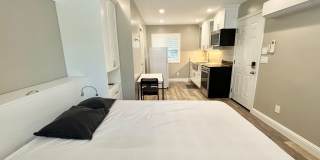 Fully Furnished Studio Near Nugget Gallery 9