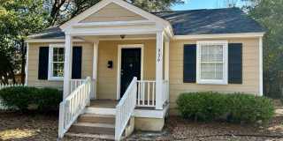 Adorable Cottage Vibes! Gallery 1