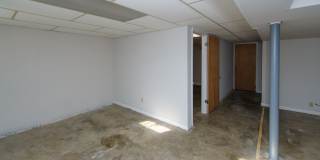 White Oak - Charming 3bed ranch w fenced yard and garage Gallery 14