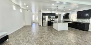 8412 Golden Amber Street Gallery 6