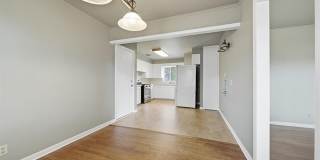 805 S Cedar Street Gallery 9