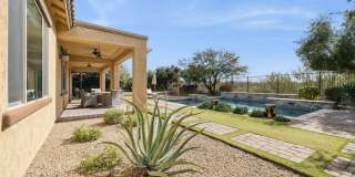 5907 E CALLE DE LAS ESTRELLAS -- Gallery 44