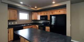 Reserve this Twin Home in a COZY Neighborhood Available Now! Gallery 7