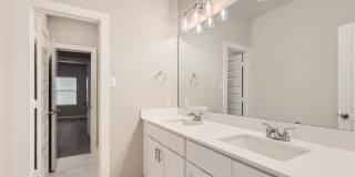 The Residences at Fresh Meadows Gallery 37