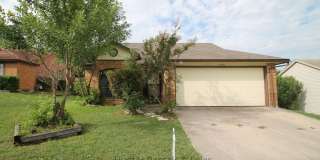 Welcome Home to Your Two-Story Retreat in Willow Springs! Gallery 1