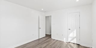 17 Holsman St Gallery 11