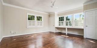 2378 Glenwood Drive NE Gallery 6