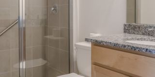 16705 Victoria Grove Alley Gallery 12