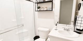 16570 Wyndham Gallery 16