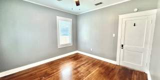 2BR Home with Sunroom & Extended Driveway Gallery 12