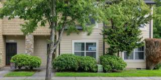 Charming 3 BD 2 BA Townhome Located in Hillsboro's Briarcreek Community | Recently Updated! | Main-Level Bedroom & Full Bath | Great Private Patio!* Charming 3 BD 2 BA Townhome Located in Hillsboro's Briarcreek Community | Recently Updated! | Main-Level Bedroom & Full Bath | Great Private Patio!* Gallery 1
