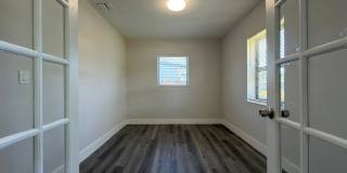 1325 Northwest 11th Court Gallery 7